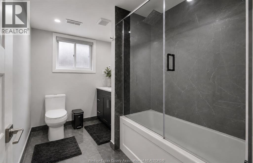 9335 Esplanade, Windsor, Ontario  N8R 1J3 - Photo 10 - 26020099