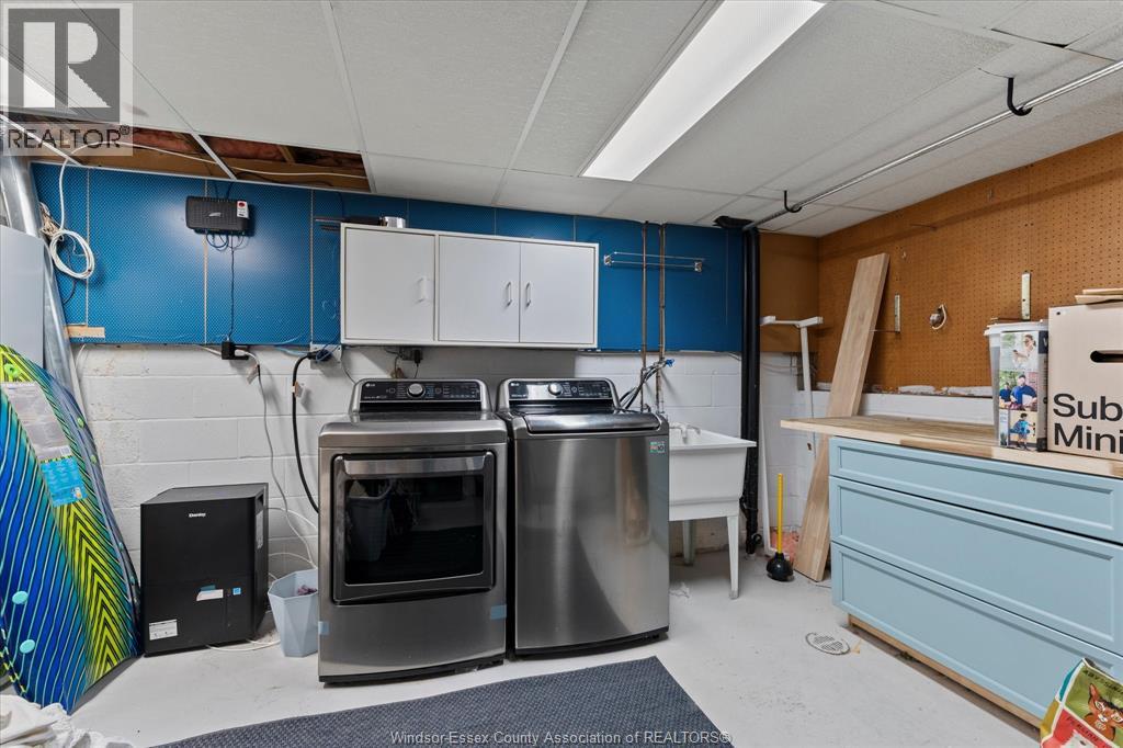 3416 Longfellow, Windsor, Ontario  N9E 2L6 - Photo 28 - 26020479