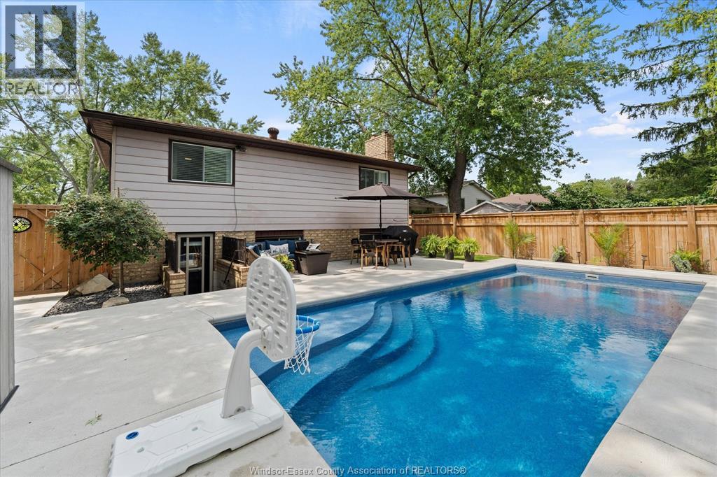 3416 Longfellow, Windsor, Ontario  N9E 2L6 - Photo 32 - 26020479