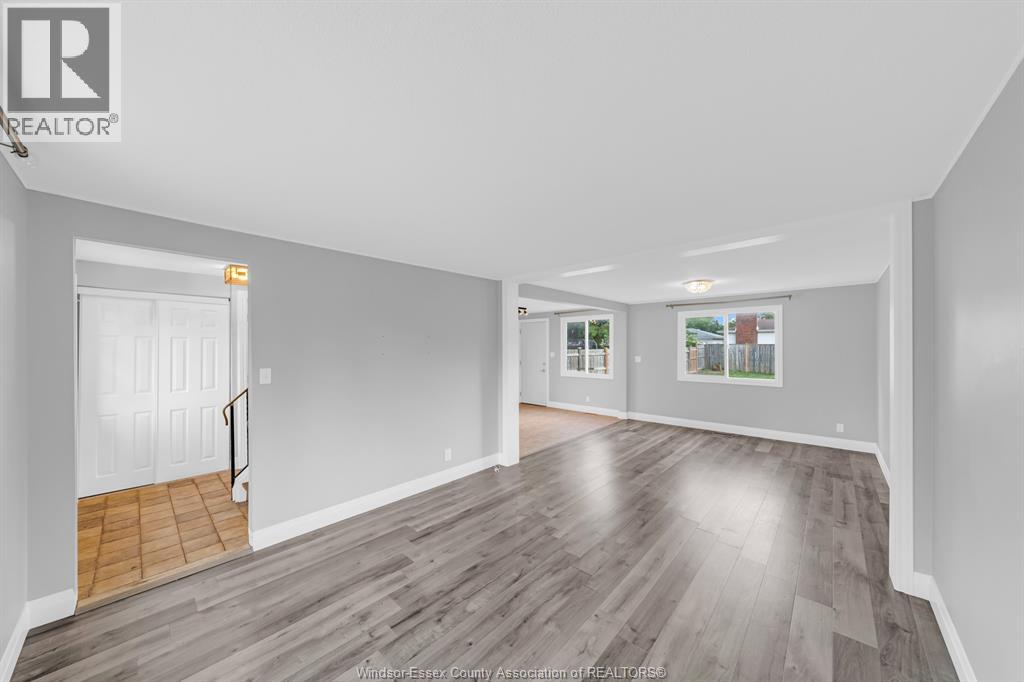 10357 Shenandoah, Windsor, Ontario  N8R 1B6 - Photo 3 - 26020471