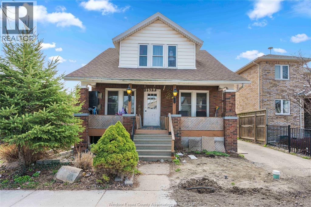 1839 ST.LUKE Unit# MAIN UNIT, Windsor, Ontario