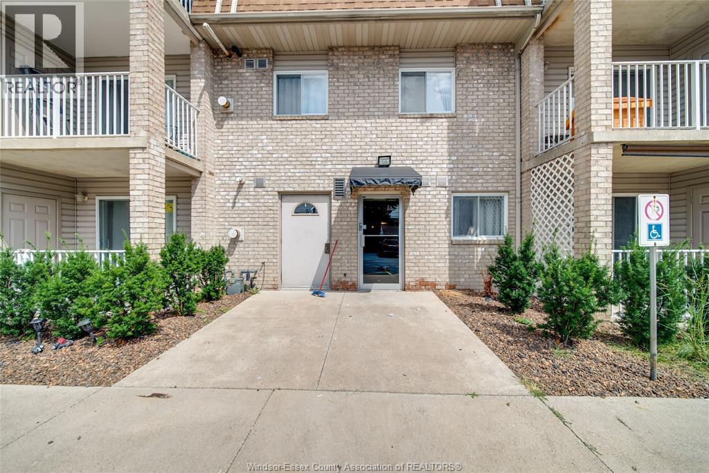 1323 Langlois Avenue Unit# 204, Windsor, Ontario  N8X 4L8 - Photo 3 - 26020423