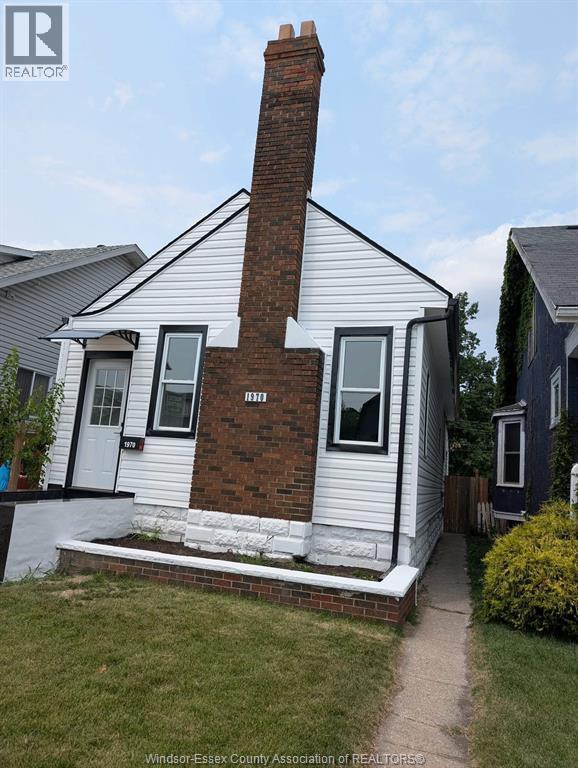 1970 Ottawa, Windsor, Ontario  N8Y 1R7 - Photo 43 - 26020537