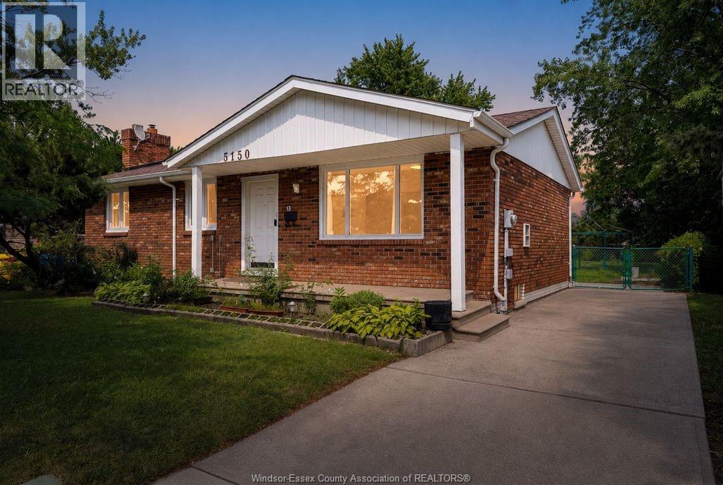 3150 FOREST GLADE, Windsor, Ontario