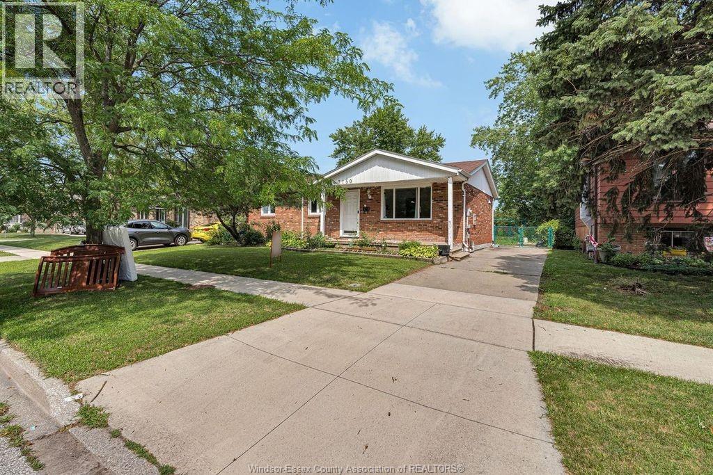 3150 Forest Glade, Windsor, Ontario  N8R 1Z2 - Photo 2 - 26020558