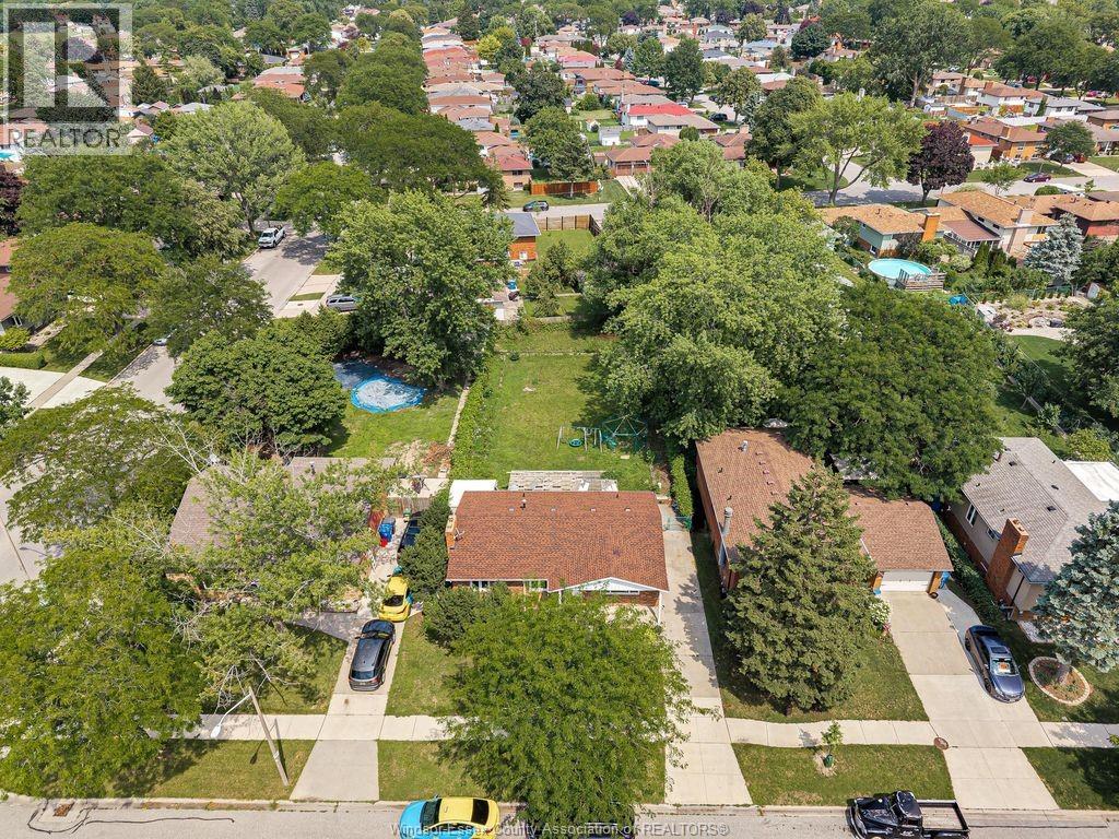 3150 Forest Glade, Windsor, Ontario  N8R 1Z2 - Photo 29 - 26020558