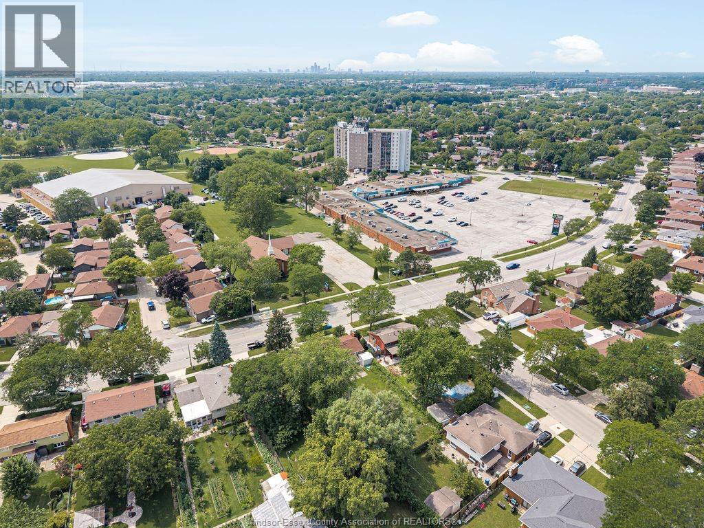 3150 Forest Glade, Windsor, Ontario  N8R 1Z2 - Photo 32 - 26020558