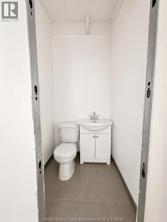 2451 Tecumseh Road West Unit# B, Windsor, Ontario  N9B 3R6 - Photo 11 - 26020517
