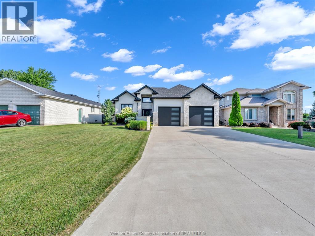 22 Shawnee Court, Leamington, Ontario  N8H 5A8 - Photo 3 - 26020567
