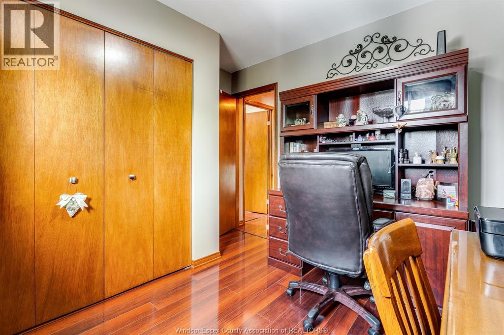 2677 Robert Road, Windsor, Ontario  N8W 5L8 - Photo 17 - 26020578
