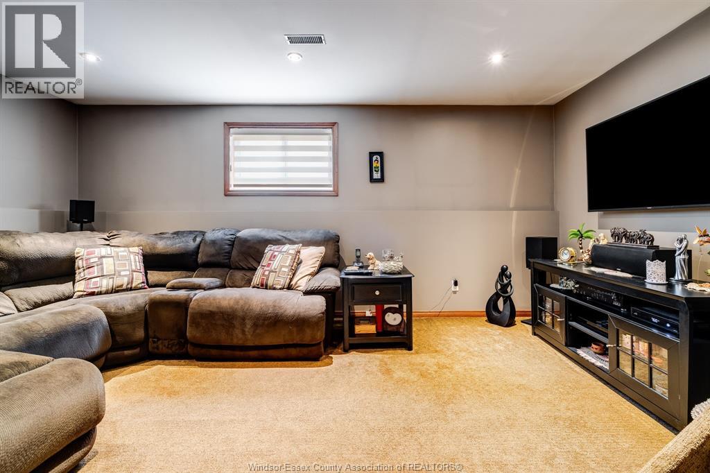 2677 Robert Road, Windsor, Ontario  N8W 5L8 - Photo 18 - 26020578