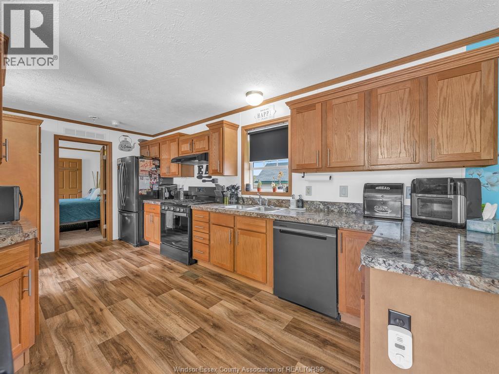 1 Oak Court, Mcgregor, Ontario  N0R 1J0 - Photo 16 - 26020585