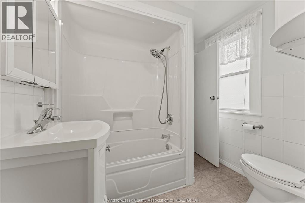 1215 Lincoln Road, Windsor, Ontario  N8Y 2H9 - Photo 14 - 26020549