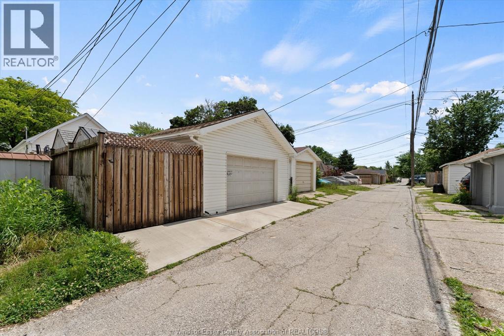 1215 Lincoln Road, Windsor, Ontario  N8Y 2H9 - Photo 26 - 26020549
