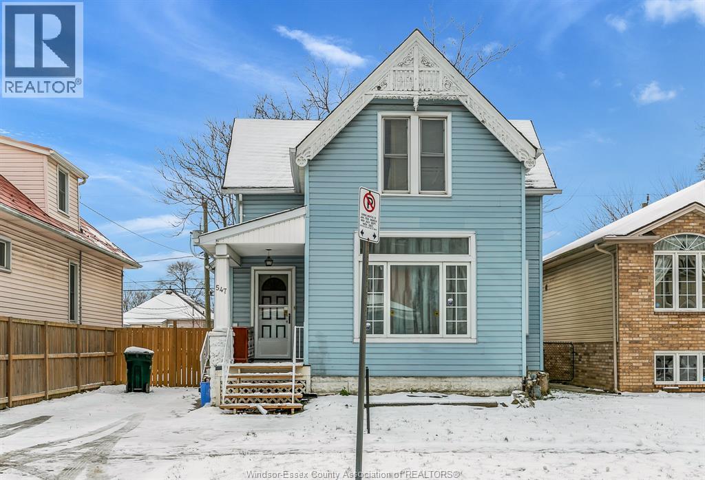 547 OAK, Windsor, Ontario
