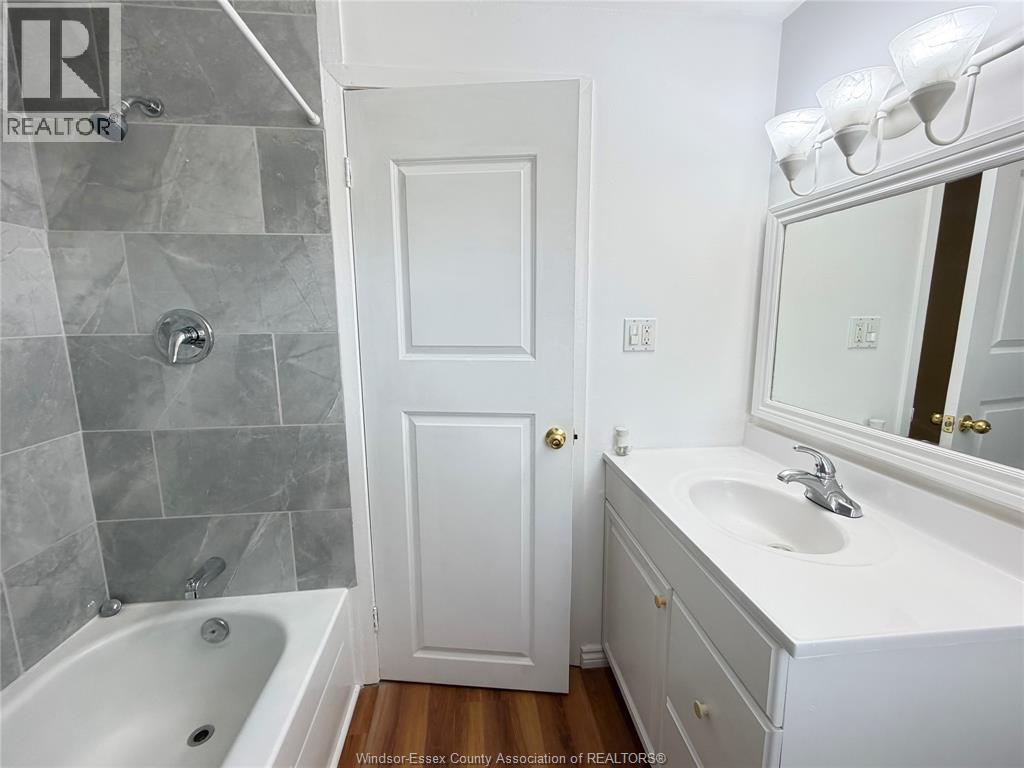 2763 Meadowbrook Lane Unit# 14, Windsor, Ontario  N8T 2Y6 - Photo 14 - 26020611