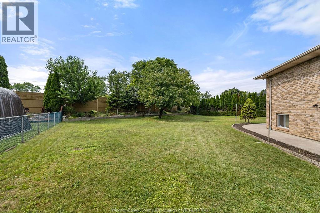 2672 Fleming Court, Windsor, Ontario  N9E 4P1 - Photo 32 - 26020644
