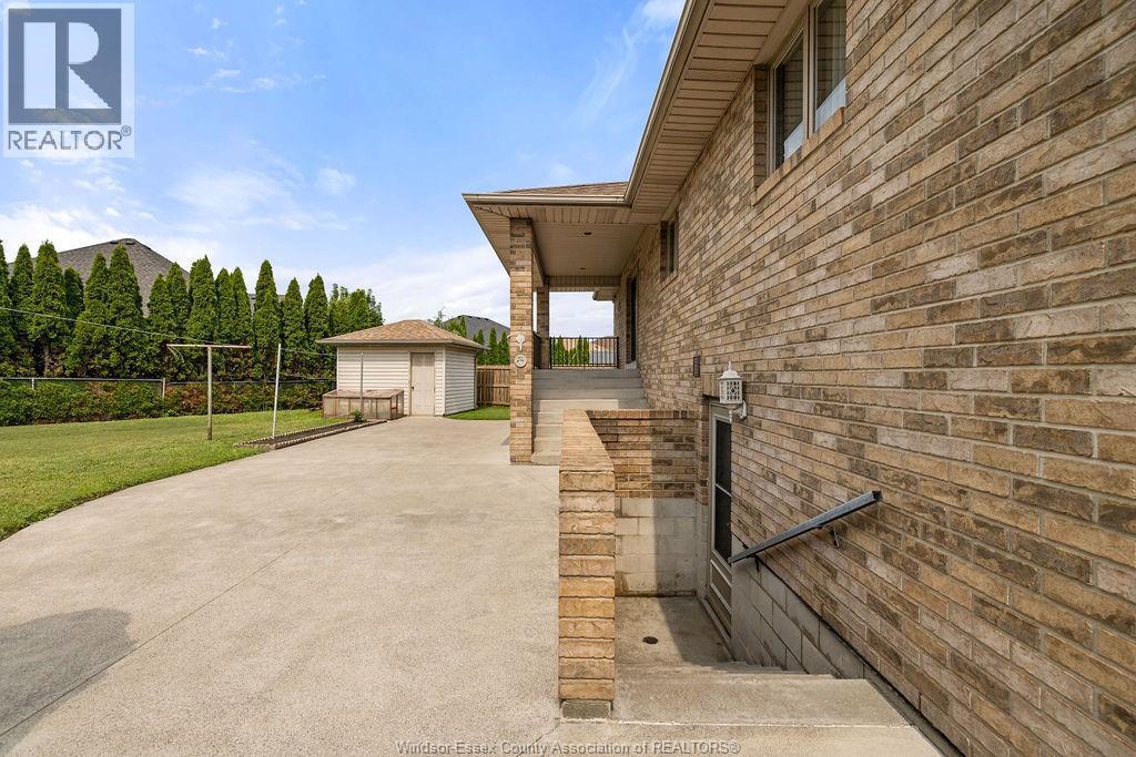2672 Fleming Court, Windsor, Ontario  N9E 4P1 - Photo 33 - 26020644