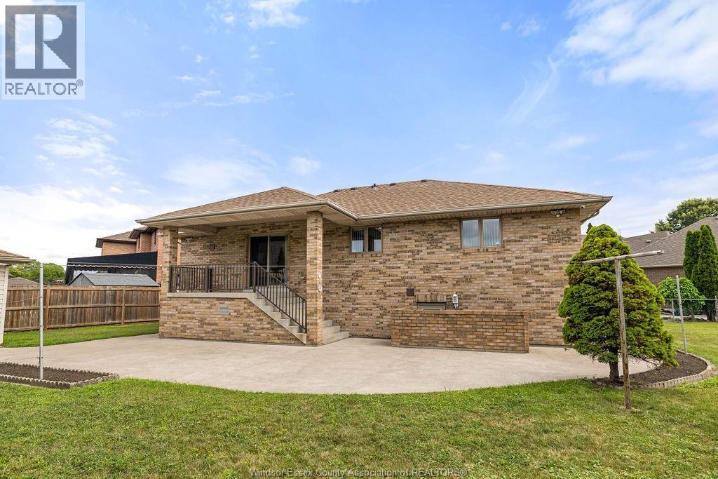 2672 Fleming Court, Windsor, Ontario  N9E 4P1 - Photo 35 - 26020644