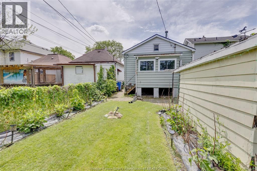 1108 Assumption Street, Windsor, Ontario  N9A 3C4 - Photo 7 - 26020645