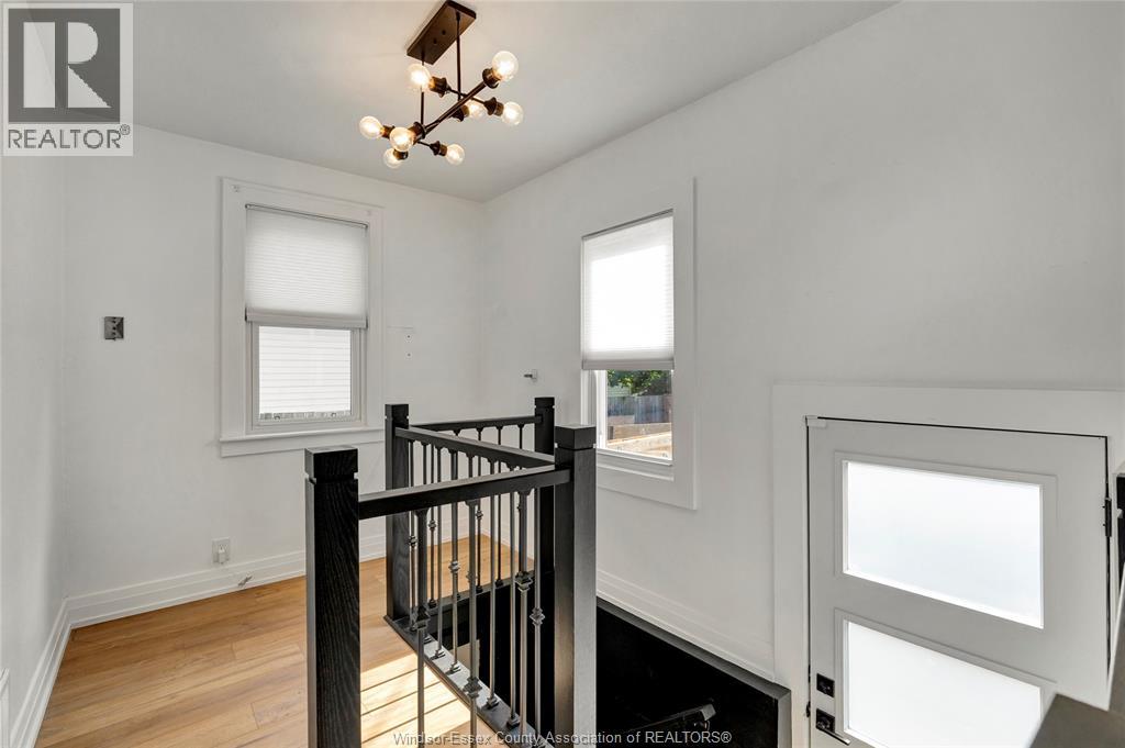 2329 Meighen Road, Windsor, Ontario  N8W 4B8 - Photo 25 - 26020607
