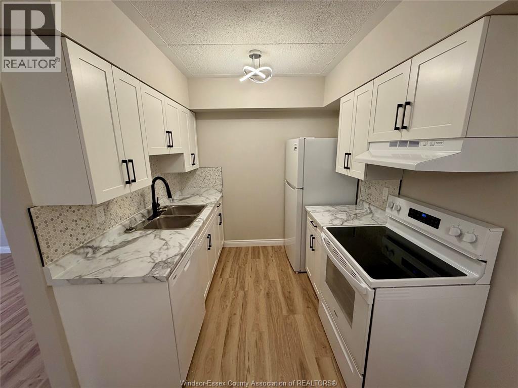 3355 Sandwich Unit# 102, Windsor, Ontario  N9C 1B2 - Photo 7 - 26020652