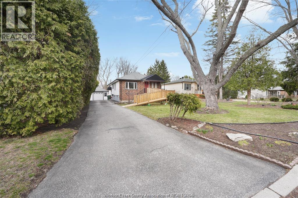 616 Ducharme Street, Windsor, Ontario  N9G 1K6 - Photo 2 - 26020575