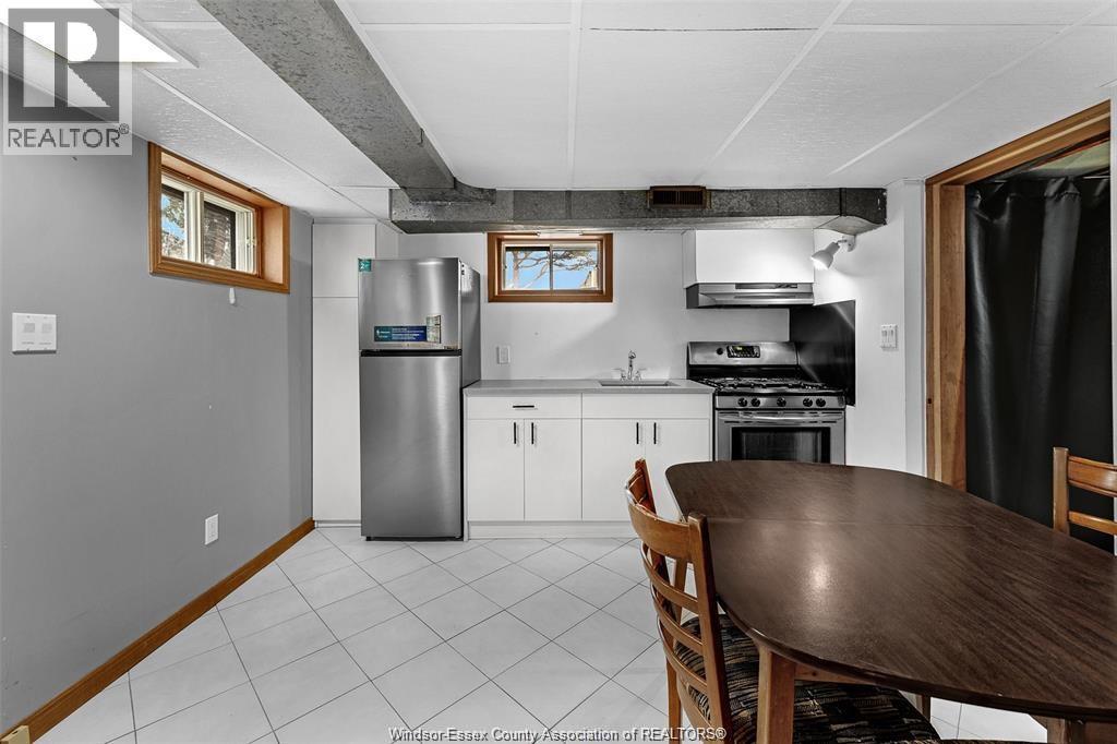 616 Ducharme Street, Windsor, Ontario  N9G 1K6 - Photo 26 - 26020575
