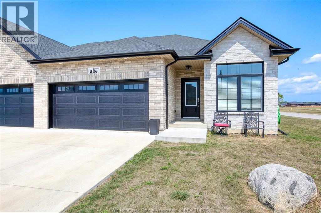 236 MCLELLAN, Amherstburg, Ontario