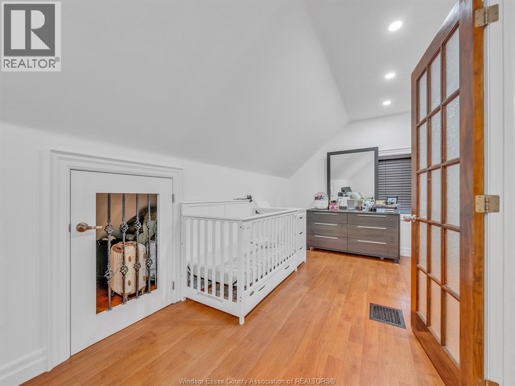 4891 Seminole, Windsor, Ontario  N9V 0A2 - Photo 25 - 26020659