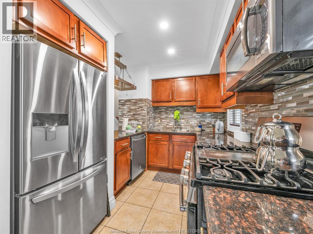 4891 Seminole, Windsor, Ontario  N9V 0A2 - Photo 5 - 26020659
