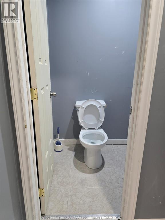 1849 Drouillard Unit# Lower, Windsor, Ontario  N8W 3X4 - Photo 10 - 26020662