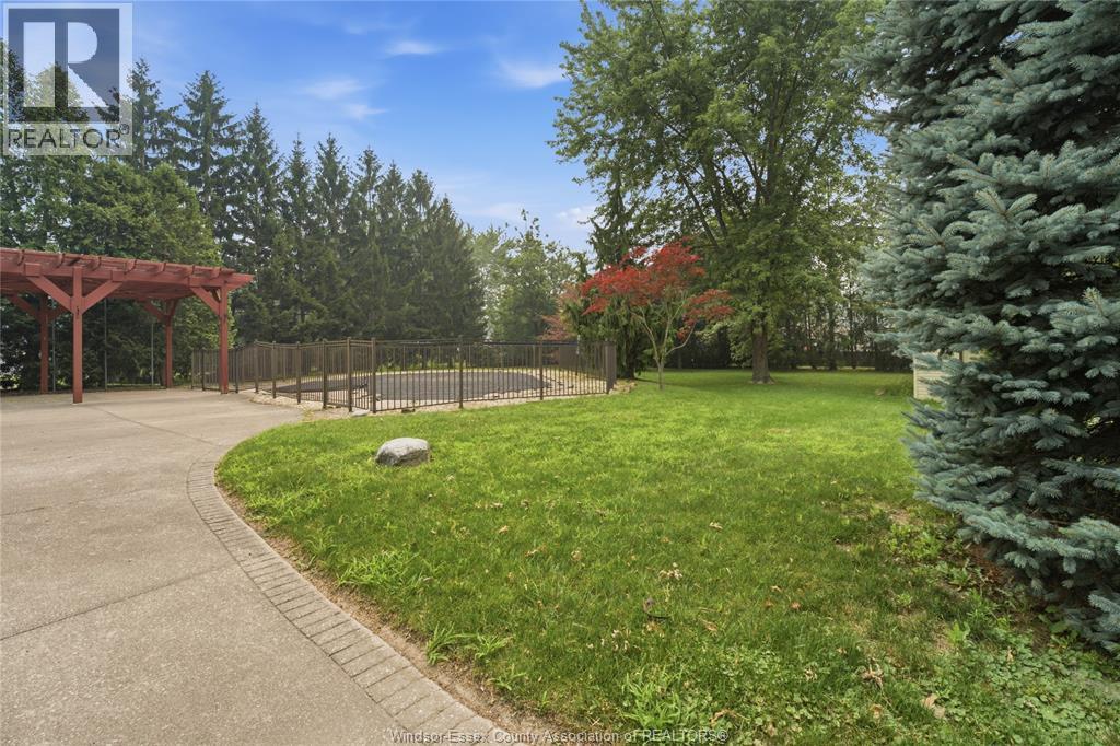 2073 Lesperance Road, Tecumseh, Ontario  N8N 1Y6 - Photo 38 - 26020598