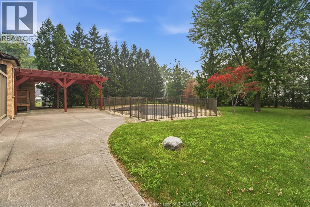 2073 Lesperance Road, Tecumseh, Ontario  N8N 1Y6 - Photo 39 - 26020598