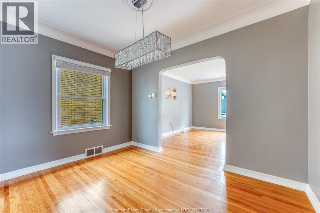 2010 Olive, Windsor, Ontario  N8T 1R7 - Photo 10 - 26020698