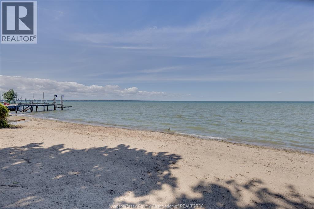 13110 Riverside Drive East, Tecumseh, Ontario  N8N 2M6 - Photo 4 - 26020699