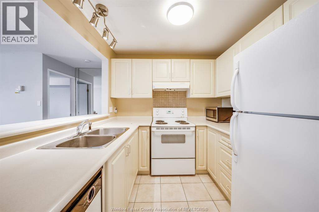3000 Sandwich Street Unit# 309, Windsor, Ontario  N9G 4C3 - Photo 18 - 26020708