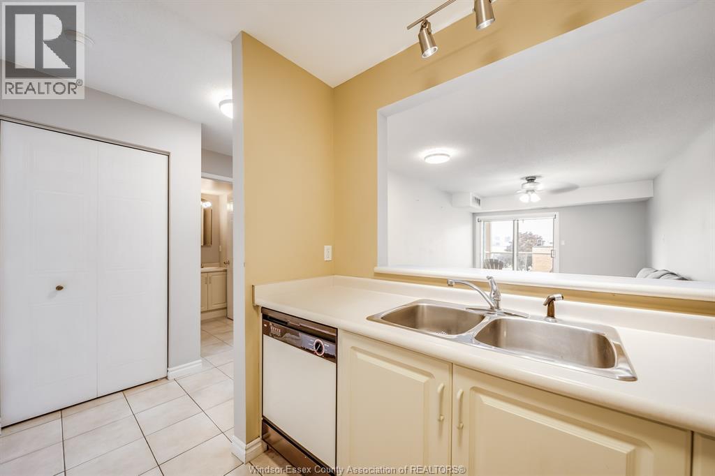 3000 Sandwich Street Unit# 309, Windsor, Ontario  N9G 4C3 - Photo 20 - 26020708