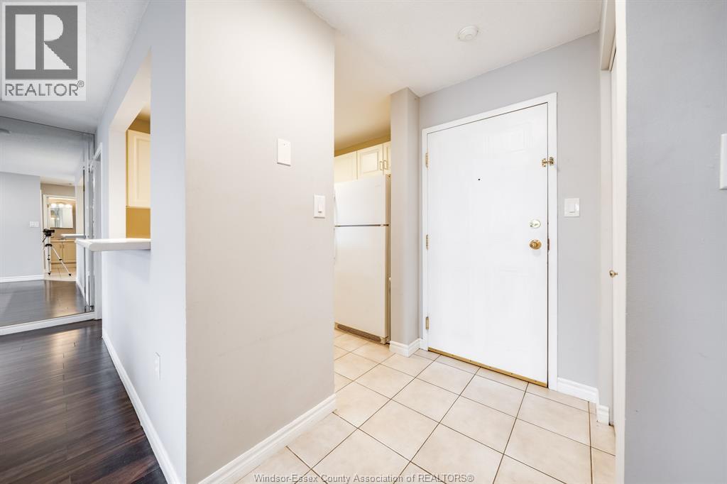 3000 Sandwich Street Unit# 309, Windsor, Ontario  N9G 4C3 - Photo 9 - 26020708