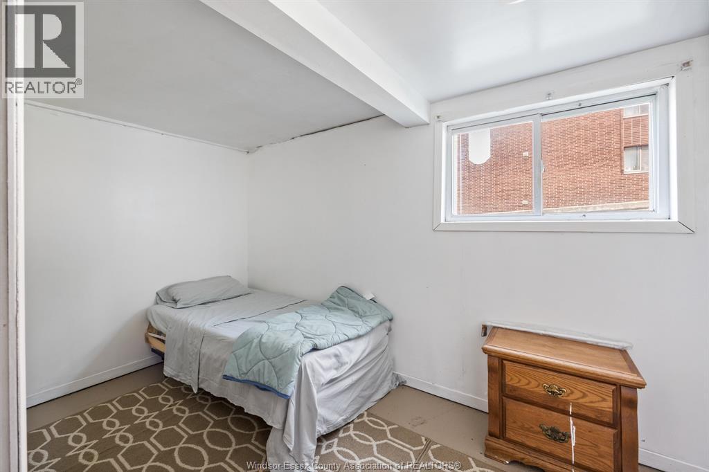 3177 Russell, Windsor, Ontario  N9C 1E3 - Photo 23 - 26020716