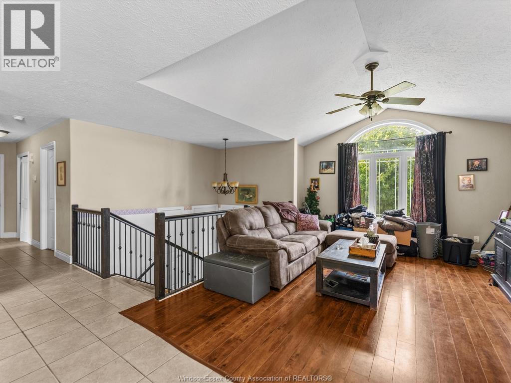 1578 Gore, Harrow, Ontario  N0R 1G0 - Photo 5 - 26020715