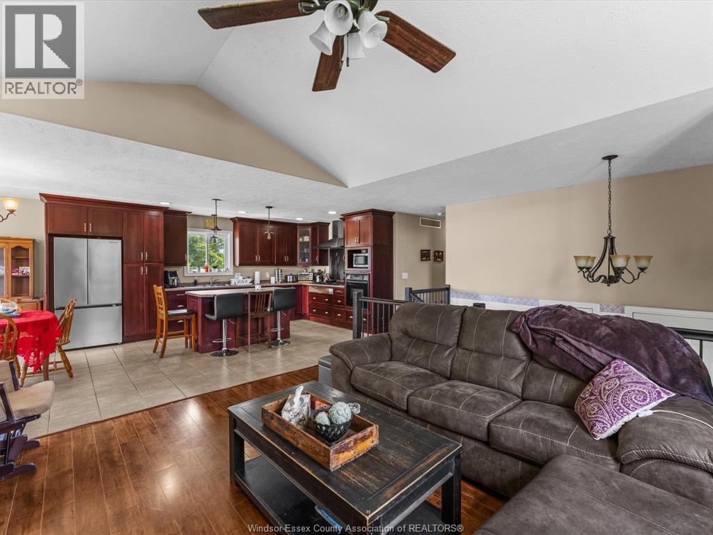 1578 Gore, Harrow, Ontario  N0R 1G0 - Photo 8 - 26020715