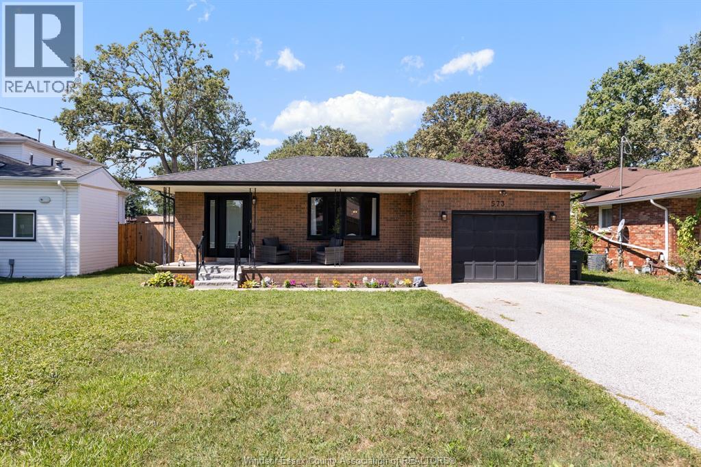 573 Lesperance Road, Tecumseh, Ontario  N8W 1W5 - Photo 1 - 26020740