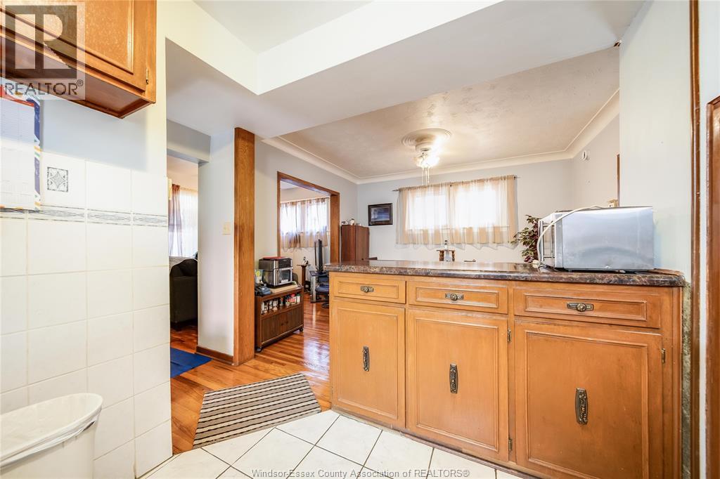 1249 Marentette Avenue, Windsor, Ontario  N8X 4C7 - Photo 9 - 26020772