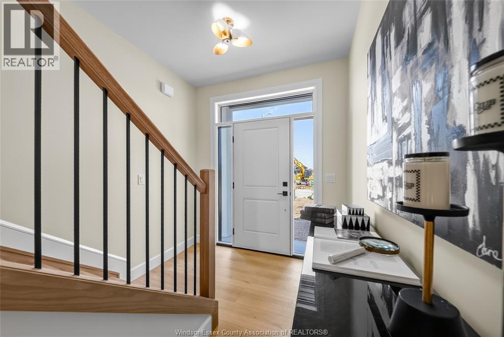 519 Fletcher, Lakeshore, Ontario  N0R 1A0 - Photo 3 - 26020789