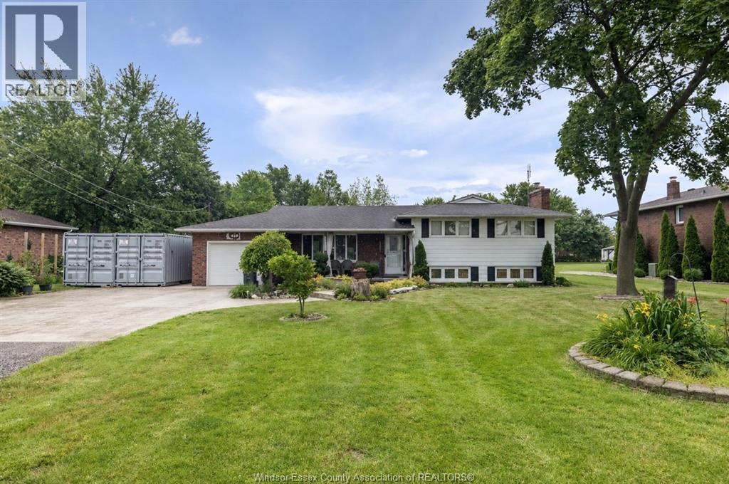 3325 Baseline Road, Windsor, Ontario  N9V 0A2 - Photo 3 - 26020780