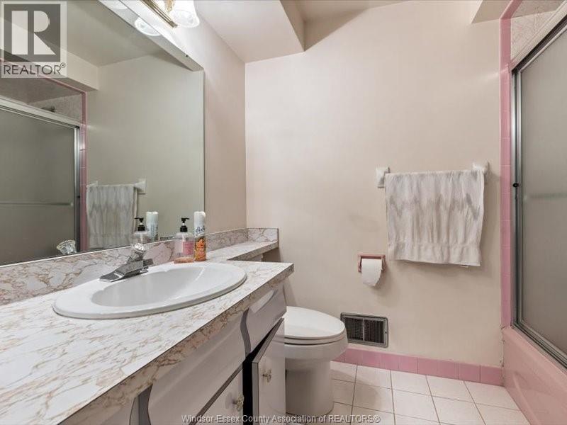 3325 Baseline Road, Windsor, Ontario  N9V 0A2 - Photo 9 - 26020780
