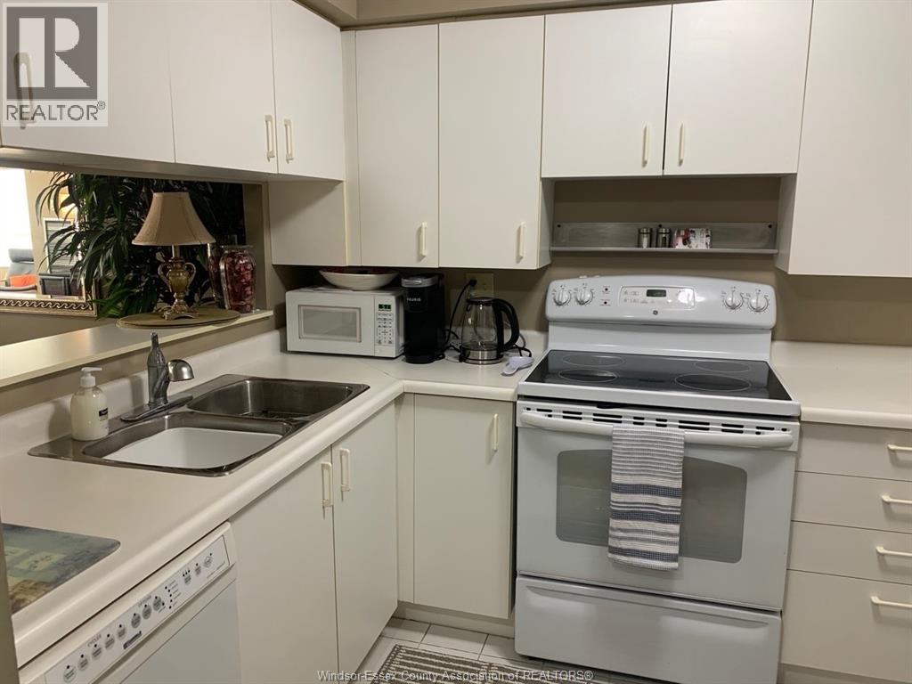 75 Riverside Drive Unit# 1701, Windsor, Ontario  N9A 7C2 - Photo 18 - 26020796