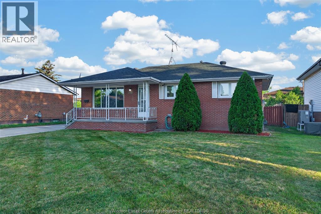 5015 Colbourne, Windsor, Ontario  N8T 1T6 - Photo 3 - 26020793