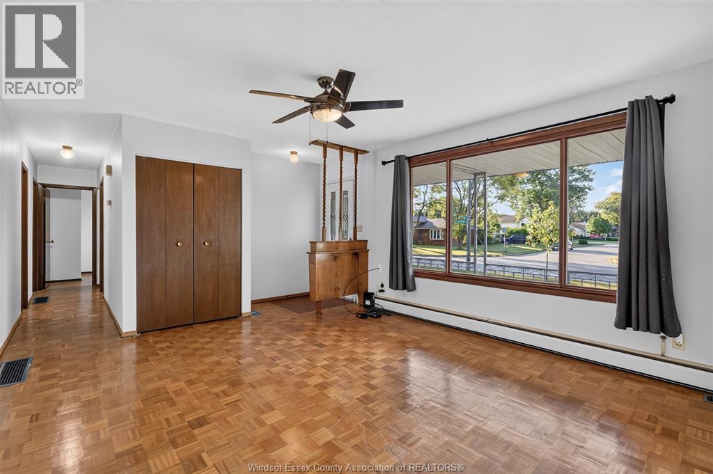 5015 Colbourne, Windsor, Ontario  N8T 1T6 - Photo 8 - 26020793